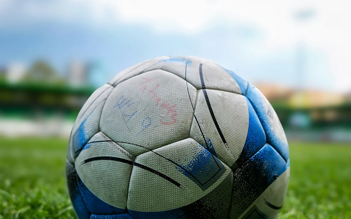 Headhunting no futebol: como clubes contratam executivos